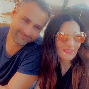 Meet your Posher, Alexia